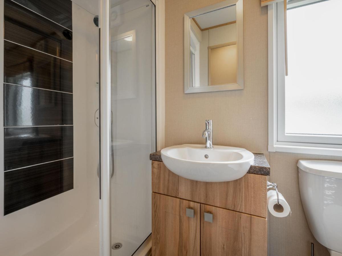 Holiday home Lochloy Golf View By Interhome